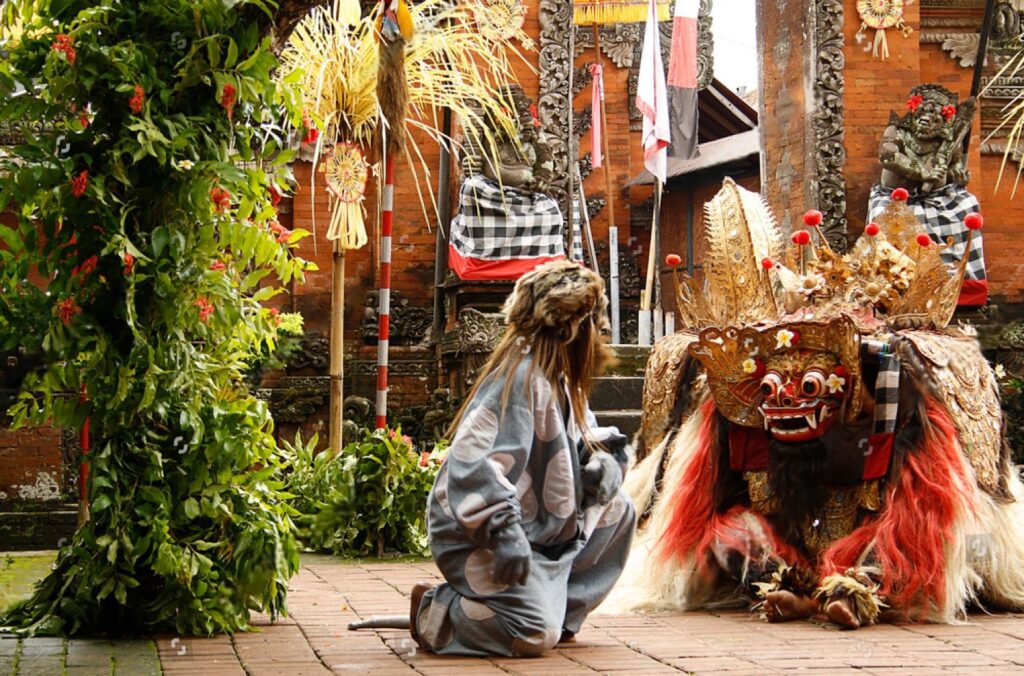 royal palace ubud bali
