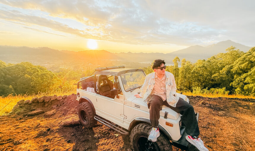 Mount Batur Jeep Sunrise Tour with Floating Temple